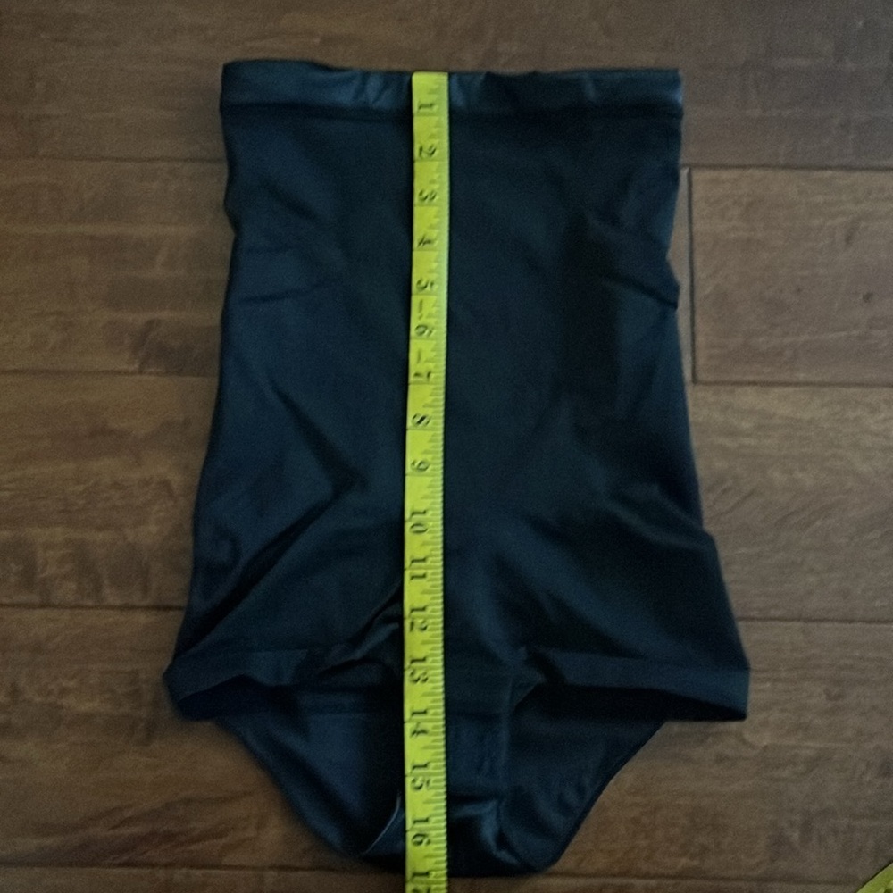 Spanx High Waisted Shaping Panty Red Hot Firm Control Black Size M - Picture 8 of 9
